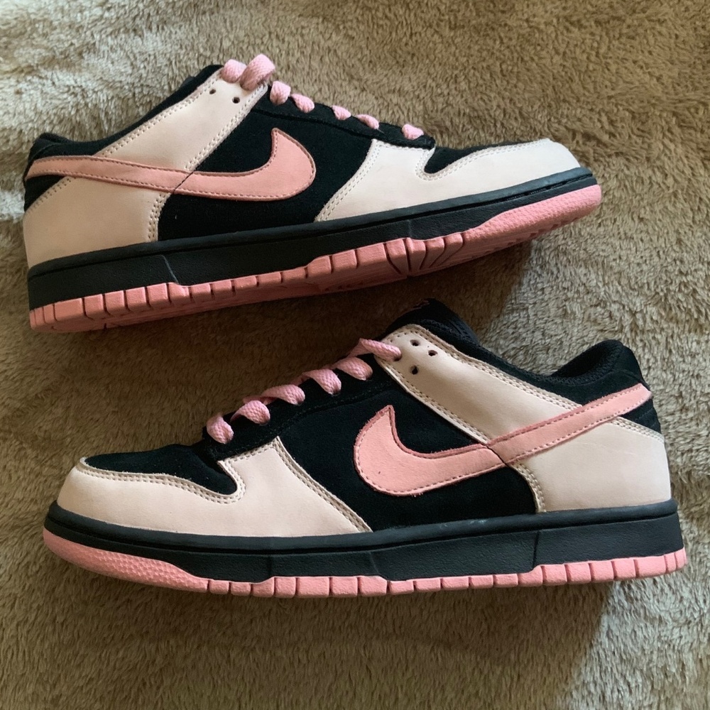 Women's Nike Dunk Low